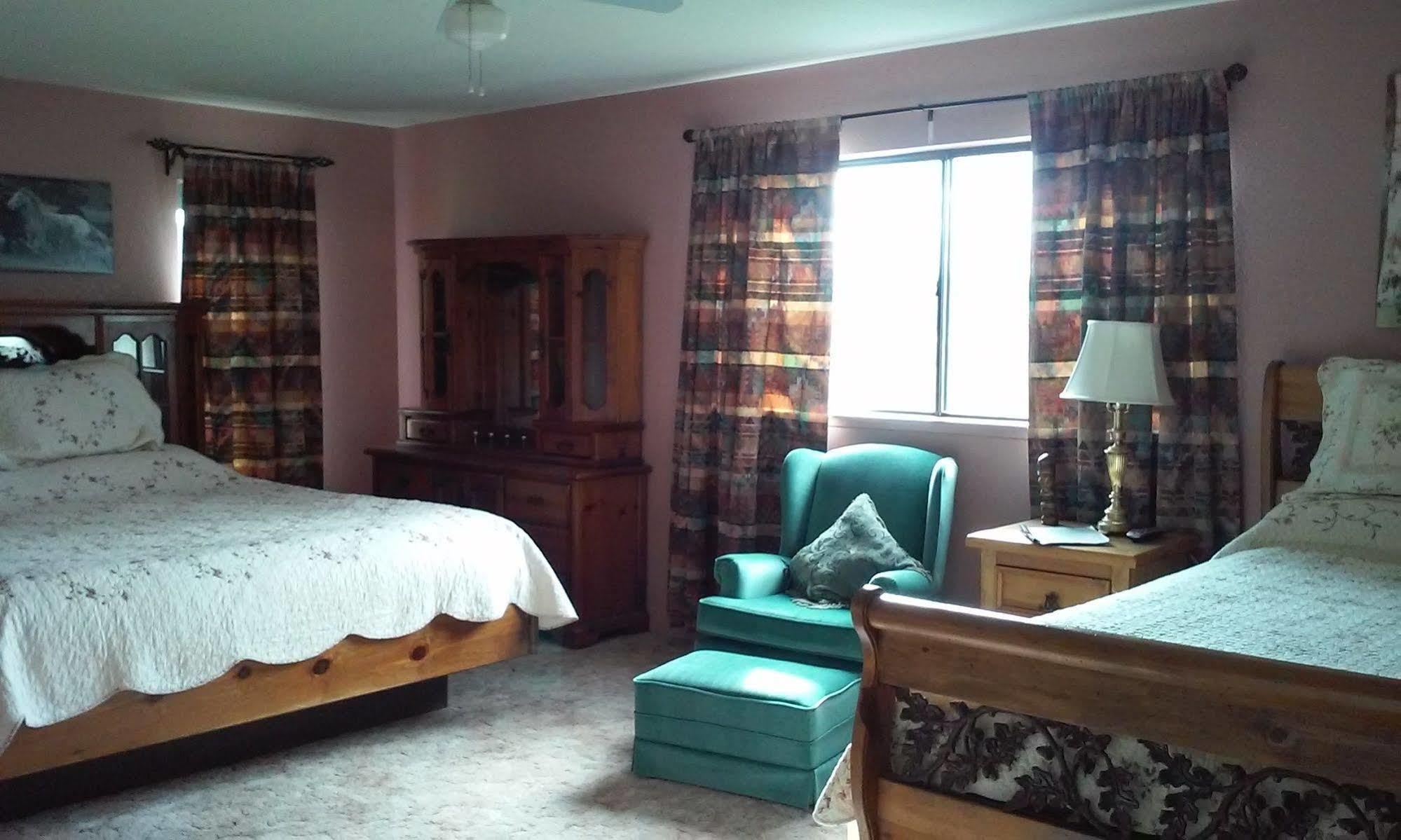 The Branded Calf Bed & Breakfast Yokuts Valley  Exteriör bild